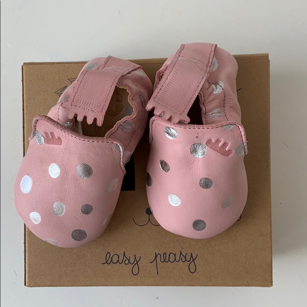 Soft sole baby shoes